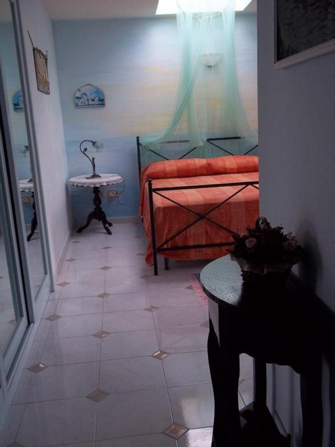 La Casa Di Mariu Bed & Breakfast Furnari Bagian luar foto